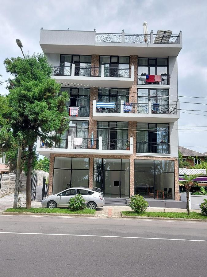 French Hotel Kobuleti Ngoại thất bức ảnh