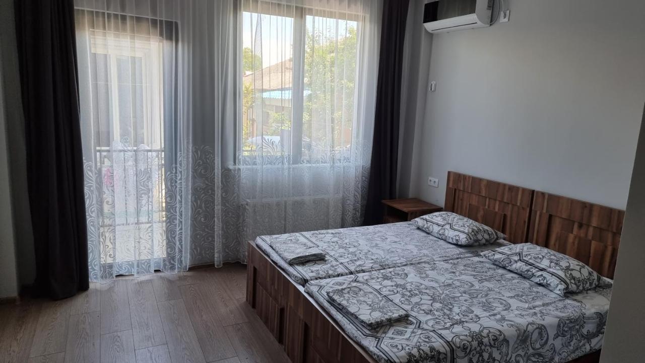 French Hotel Kobuleti Ngoại thất bức ảnh