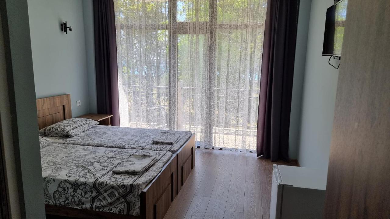 French Hotel Kobuleti Ngoại thất bức ảnh