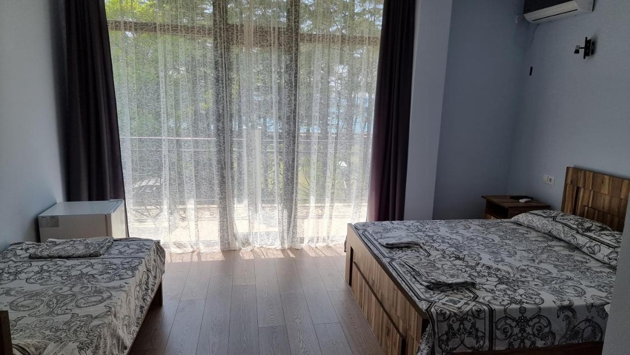 French Hotel Kobuleti Ngoại thất bức ảnh