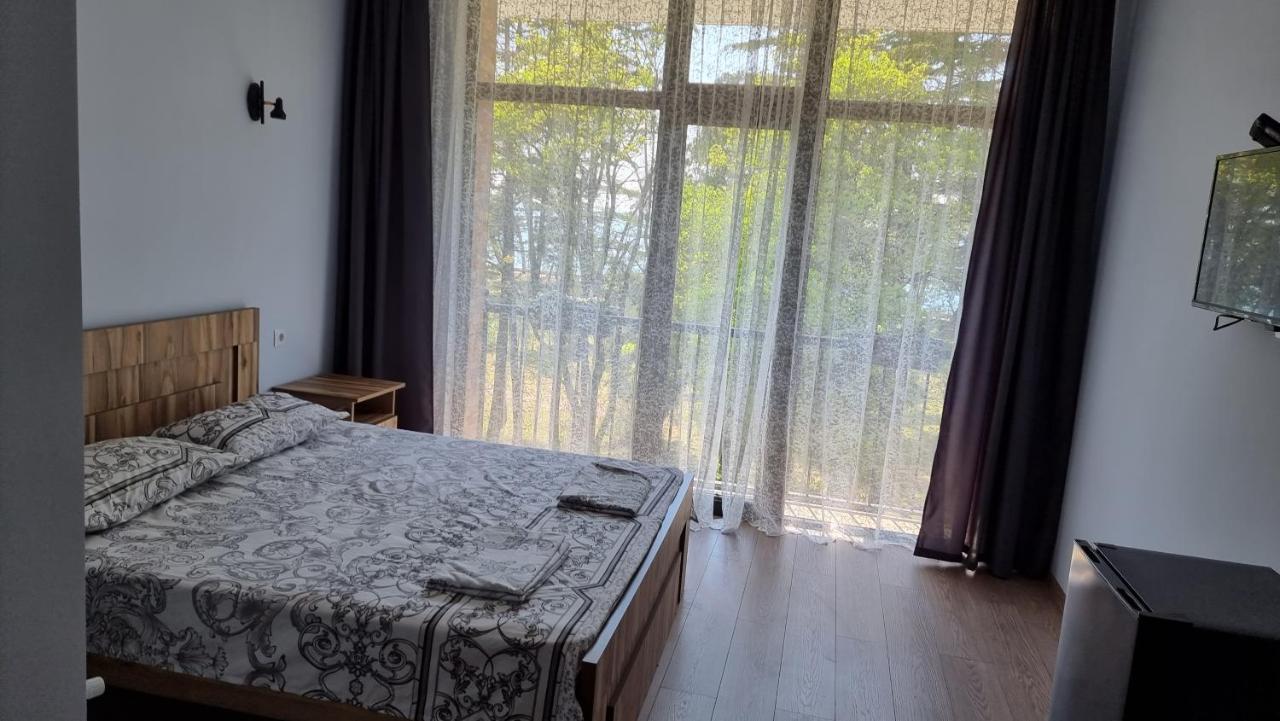 French Hotel Kobuleti Ngoại thất bức ảnh