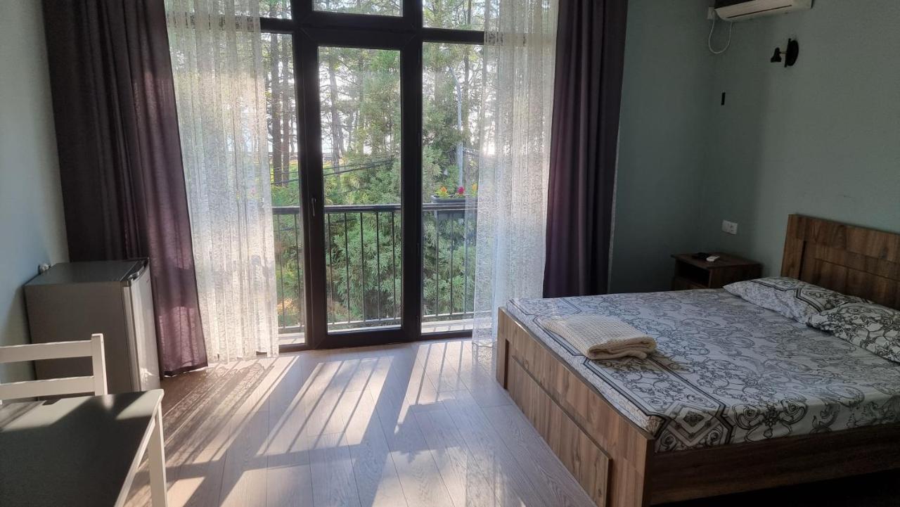 French Hotel Kobuleti Ngoại thất bức ảnh